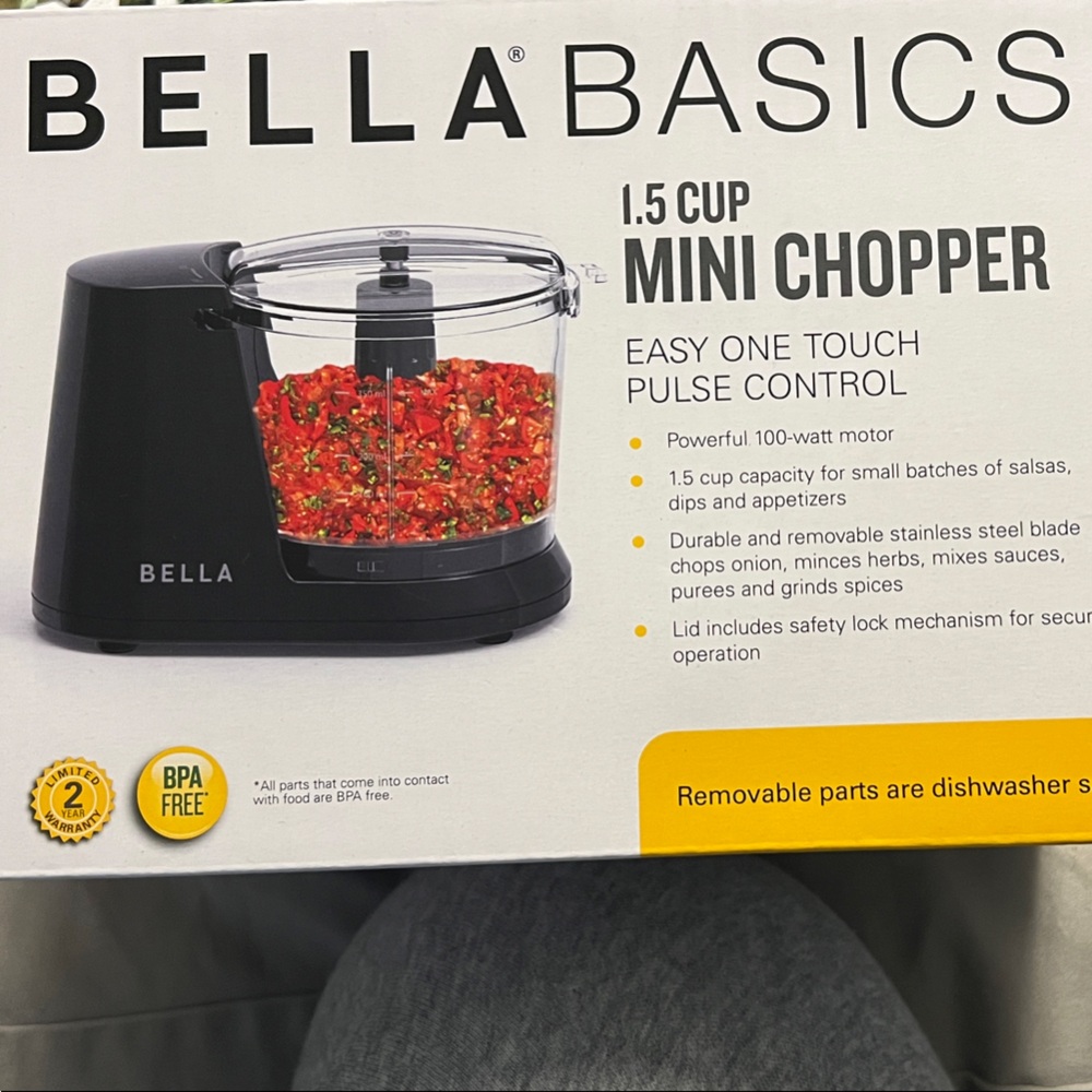 Bella Basics 1.5 Cup Mini Chopper